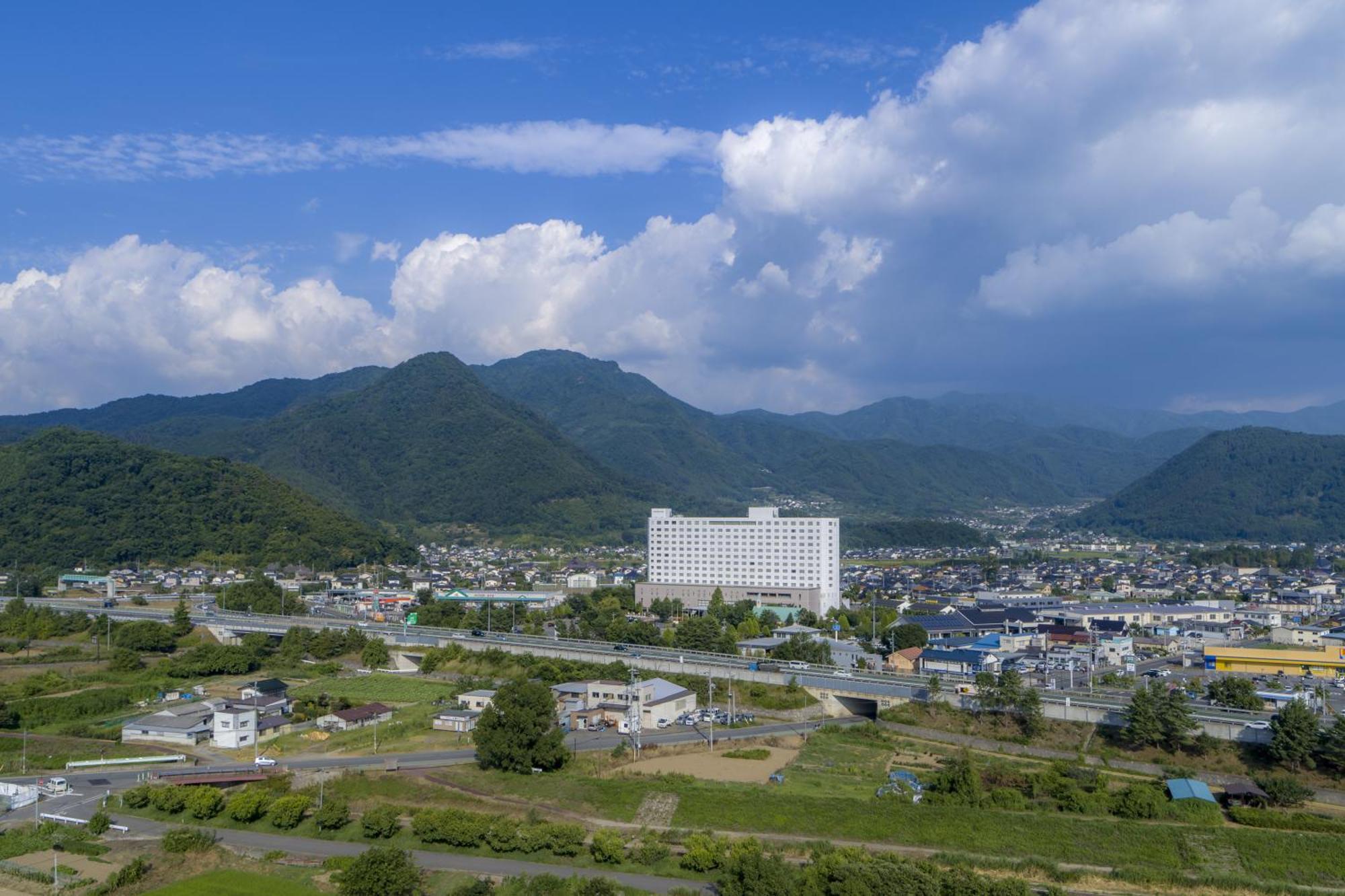 Mercure Nagano Matsushiro Resort & Spa エクステリア 写真